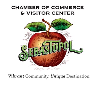 Logotipo de la Cámara de Comercio y Centro de Visitantes de Sebastopol